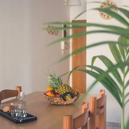 Apartment Cozy Spacious In The Heart Of